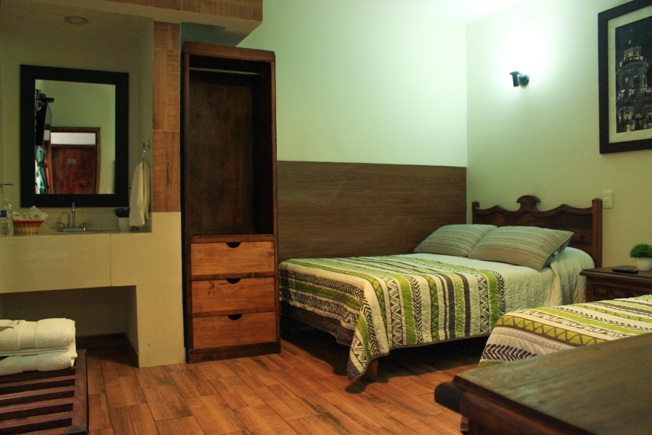 מורליה Hotel La Merced מראה חיצוני תמונה