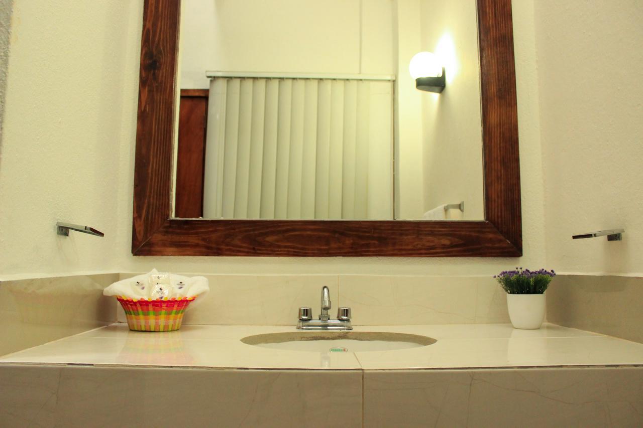 מורליה Hotel La Merced מראה חיצוני תמונה